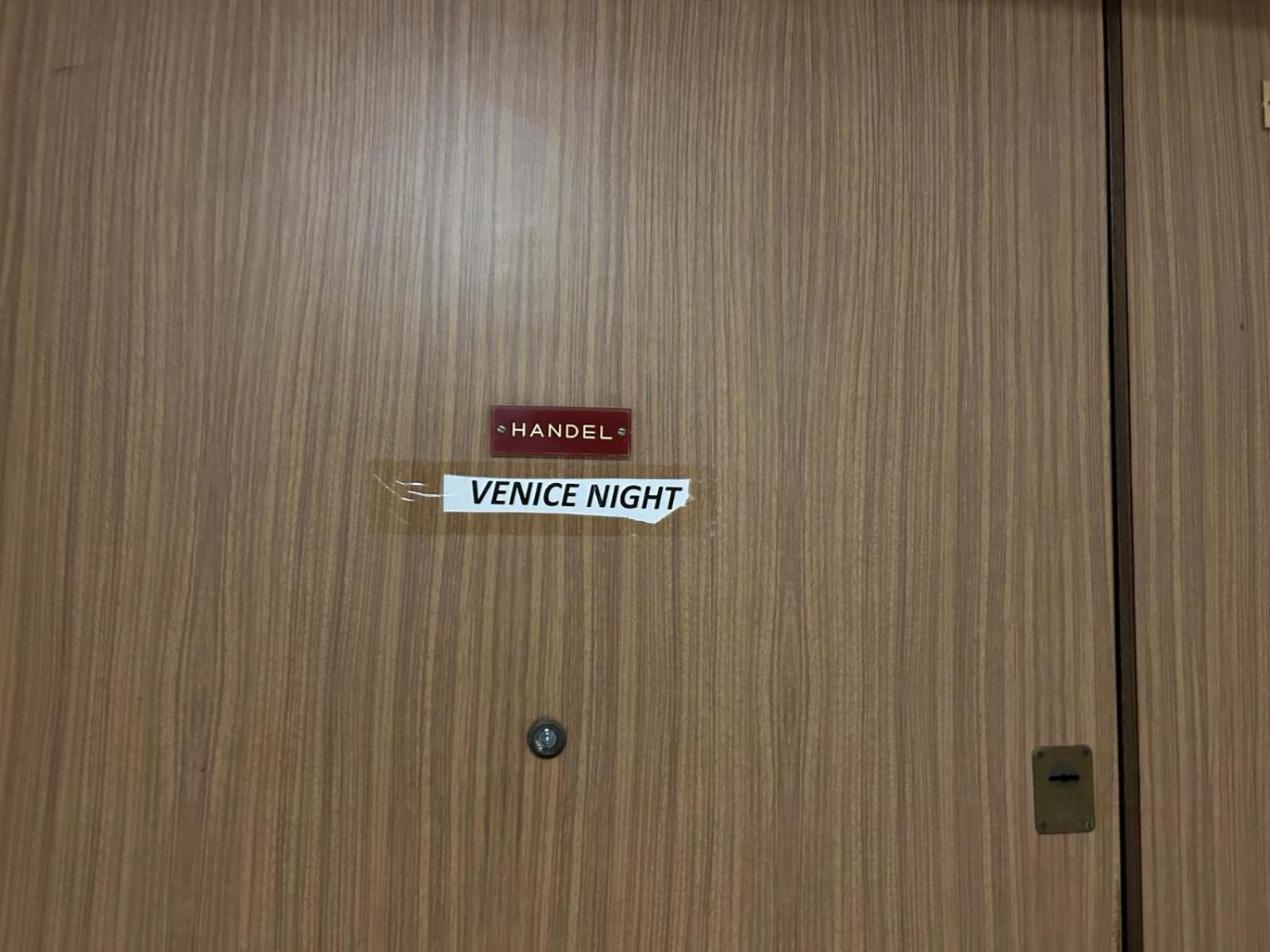 Apartment Venice Night B13 *